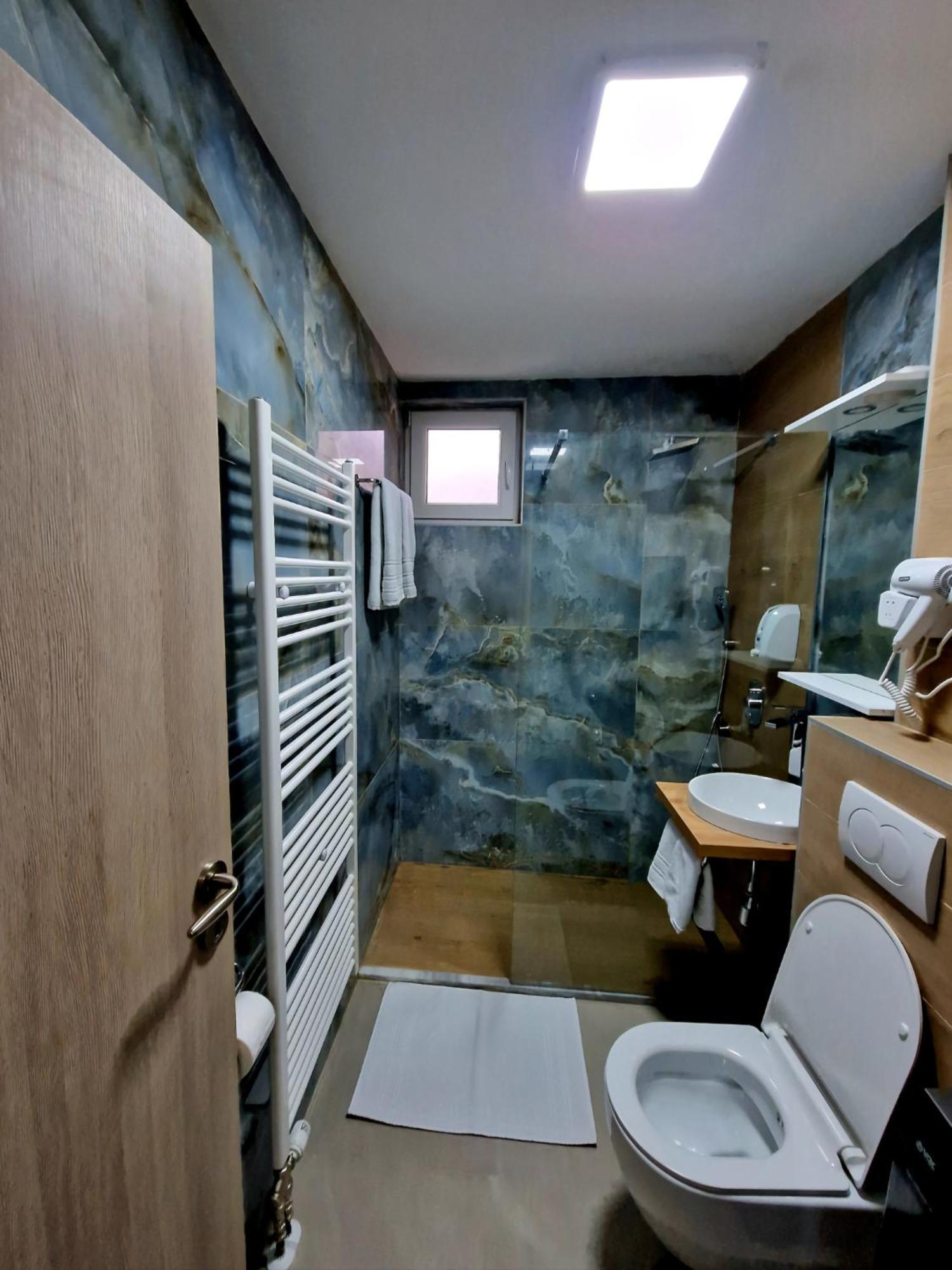 Infinity Apartment & Free Wifi & Free Parking SJJ Exterior foto