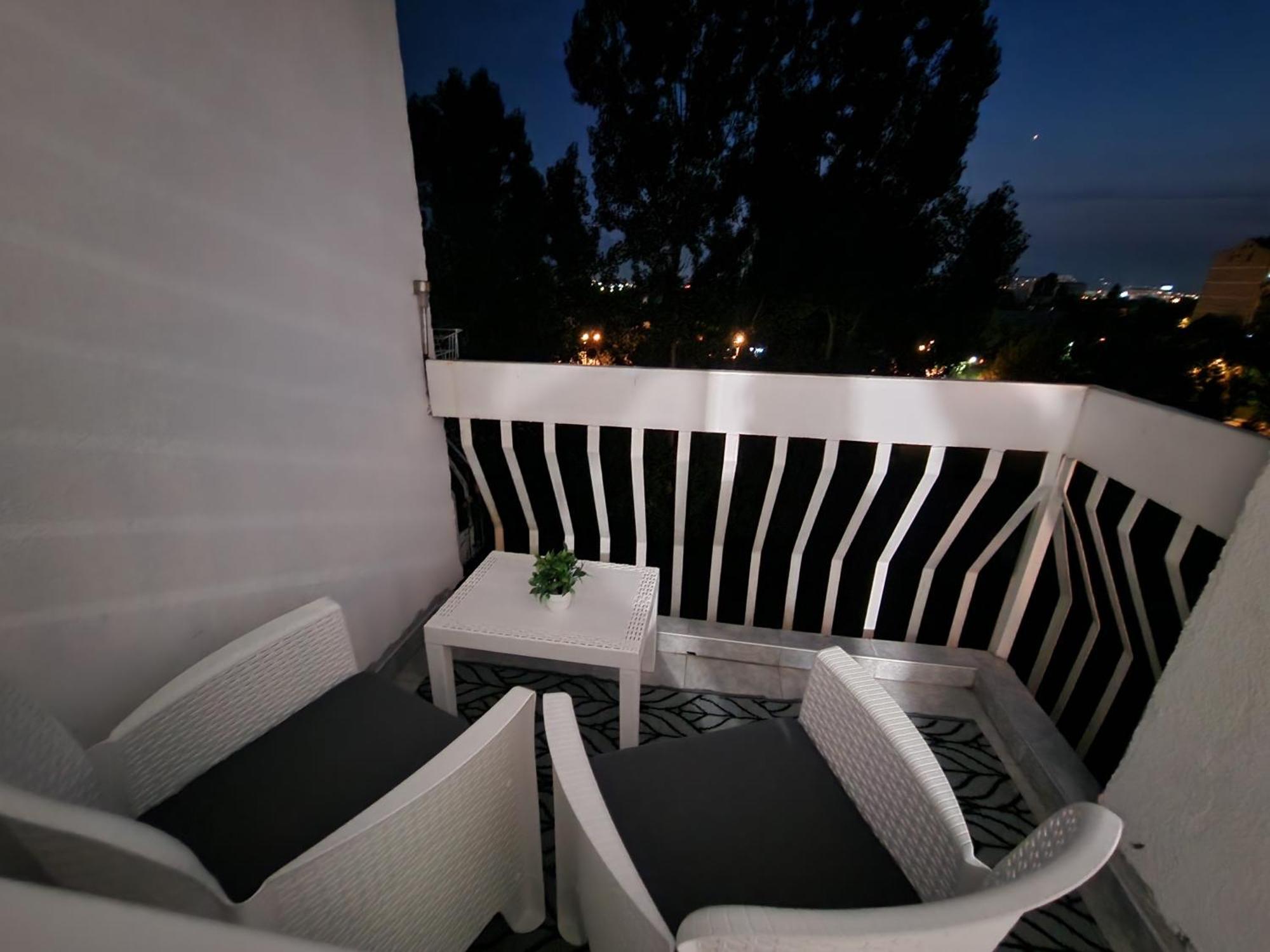 Infinity Apartment & Free Wifi & Free Parking SJJ Exterior foto